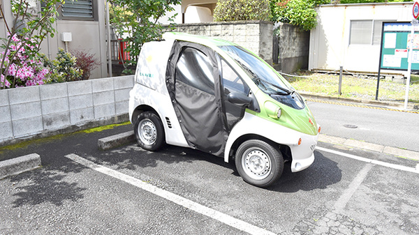 在宅訪問や宅配も行っております。