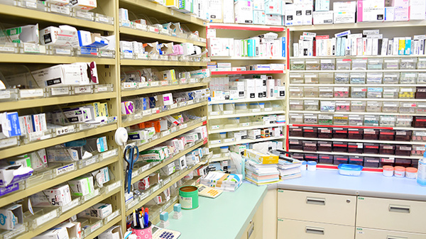 多種多様な医薬品在庫がございます。