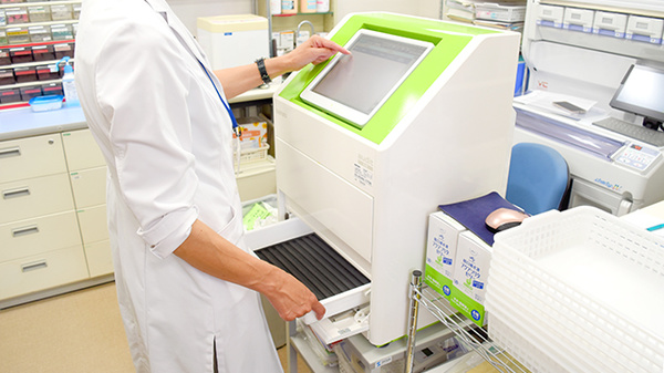 正確かつ安全にお薬をお渡しいたします。