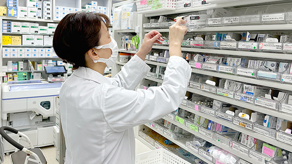 正確かつ安全にお薬をお渡しいたします。