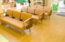 広々とした待合スペースがございます