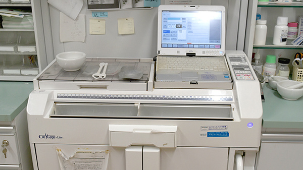 お薬に味付けをして飲みやすくしています