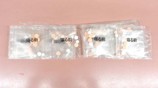 お薬を飲みやすくする為にサポートしております。