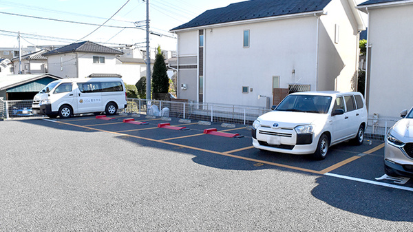 駐車場のご用意がございます。