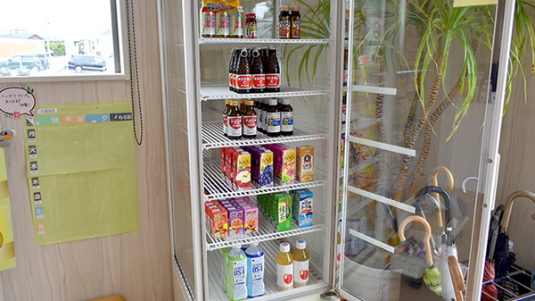 冷えた飲料品を販売しております