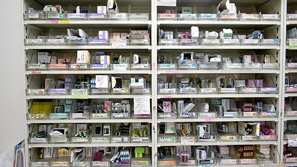 多くの医薬品在庫がございます。