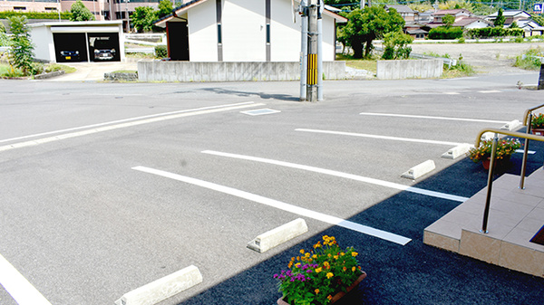 駐車場をご用意しております。
