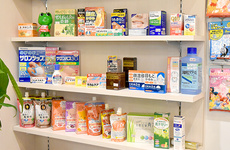 処方薬以外の様々な商品を取り扱っております。