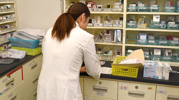 特定特定の医療機の医療機関からのお薬だけでなく、幅広く医薬品を取り扱っています。