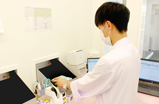 患者様の健康を守る調剤薬局として、最新の医療情報の取得に積極的に取り組んでいます