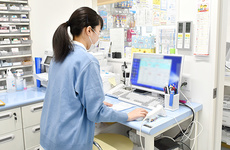 AIを搭載したレセコン・電子薬歴システムを導入しています。