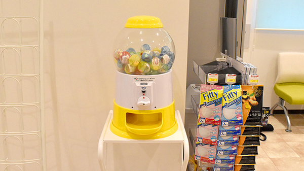 お子様向けのカプセルトイのご用意がございます。