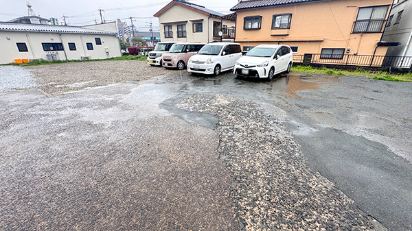 駐車場スペースがございます