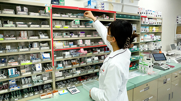 正確かつ安全にお薬をお渡しいたします。