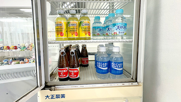 冷たい飲み物も販売しております。
