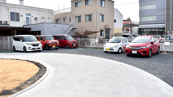 駐車場をご用意しております。
