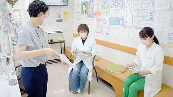 薬剤師会やメーカー主催の勉強会に参加し、最新の知識を得るように努めています