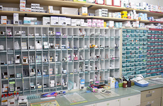 1508品目の豊富なお薬の在庫を取り揃えております