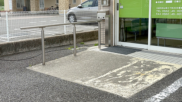バリアフリー対応をしております。