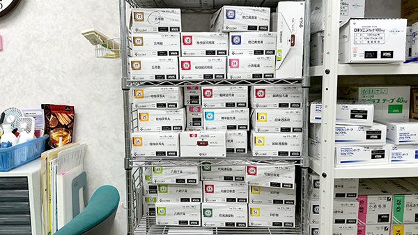 漢方薬を数多く取り揃えております