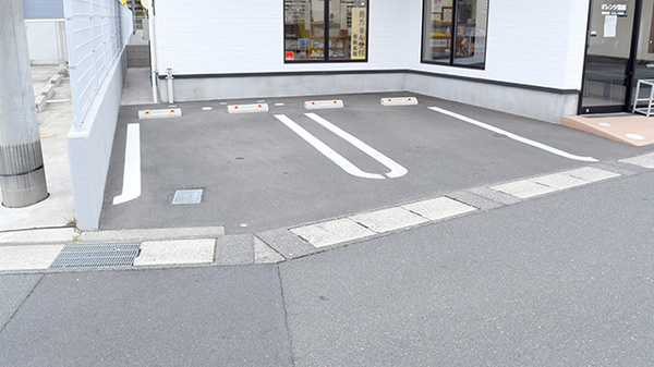 駐車場をご用意しております。