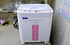 軟膏調剤機を備えております