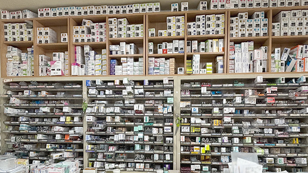 豊富な医薬品在庫がございます。