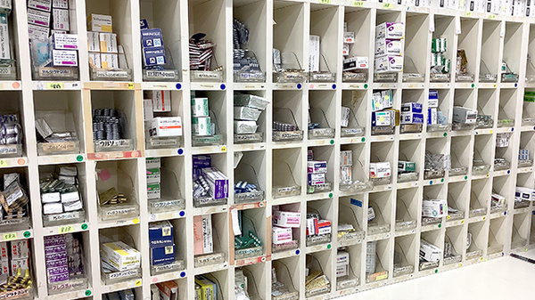 多種多様の医薬品を在庫しております。