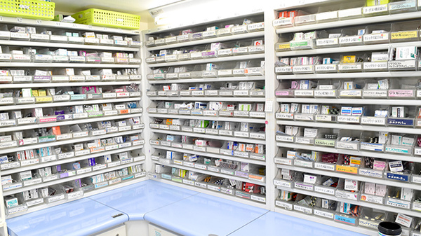 多種多様な医薬品在庫がございます。