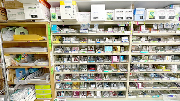 多数の医薬品在庫がございます。