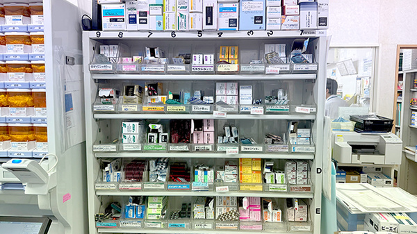 豊富な種類の医薬品在庫がございます。