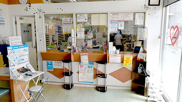 サンキュードラッグ　霧ヶ丘薬局の受付/カウンター