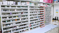 パル薬局　白子店の薬棚