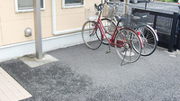 パル薬局清見店の駐輪場