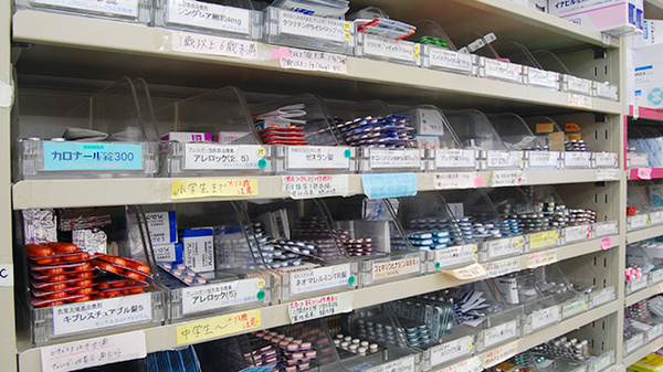 ぼうしや調剤薬局　香呂店の薬棚