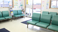 阪神調剤　あかり薬局店の待合スペース