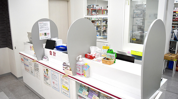 阪神調剤薬局　今里店の受付/カウンター