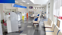 阪神調剤薬局　三重大前店の待合スペース
