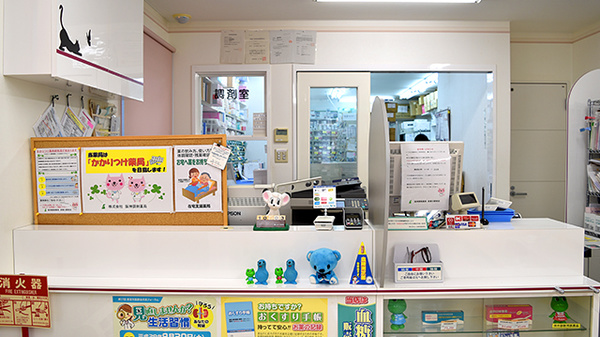 阪神調剤薬局　武庫川駅前店の受付/カウンター