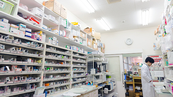 セキ薬局　戸田公園店の調剤室