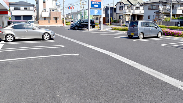 セキ薬局　東越谷店の駐車場