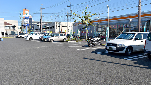 ユタカ薬局　大垣旭町の駐車場
