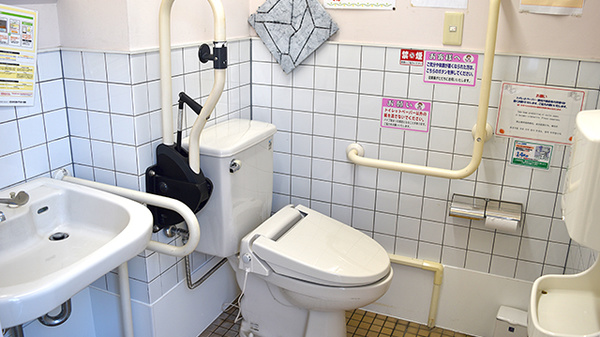 ユタカ薬局　鏡島のお手洗い