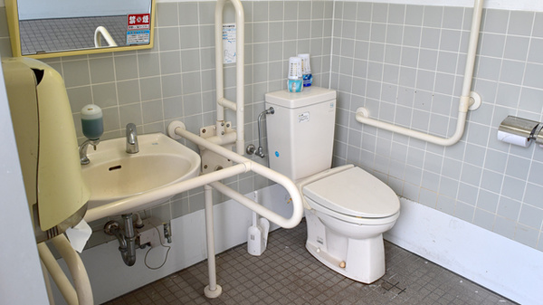 ユタカ薬局　桶狭間のお手洗い