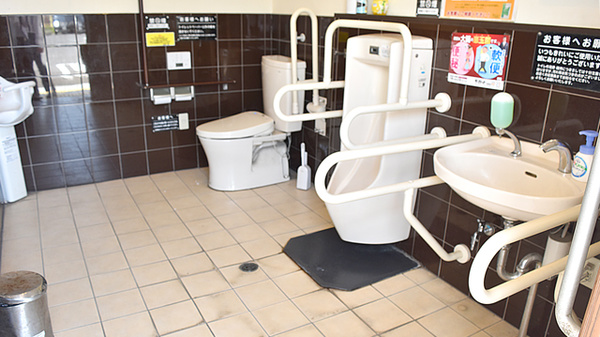 ユタカ薬局　東郷のお手洗い