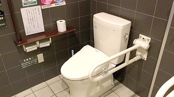 ユタカ調剤薬局　近江のお手洗い