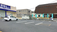 ユタカ薬局　西大津の駐車場
