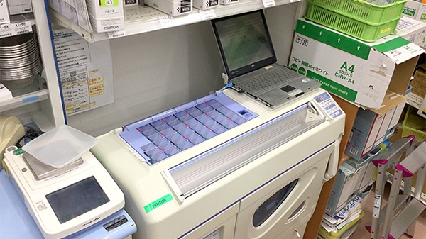 ユタカ薬局　西大津の調剤器具
