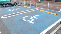 ユタカ薬局　竜王の駐車場