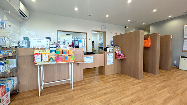 フレンド薬局　下野笹原店の受付/カウンター